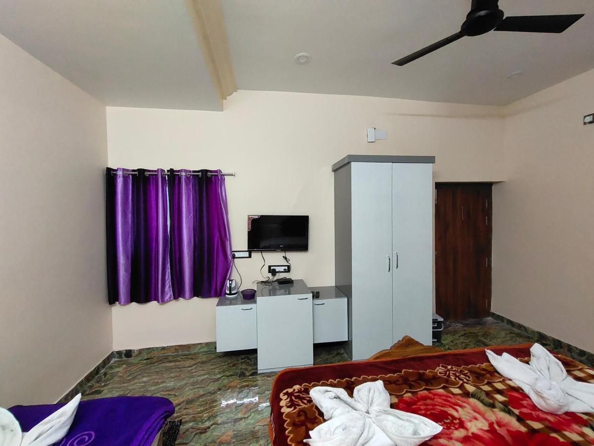Green View Hotel & Resort Jhargram Exterior photo